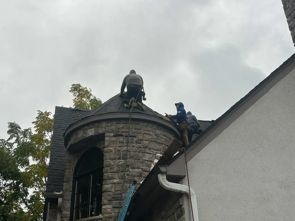 BN Exteriors crew on a home improvement project in Eden Prairie, MN